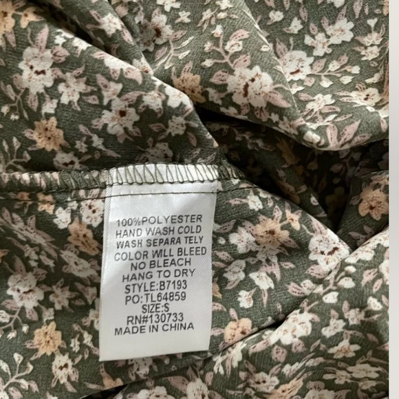 Umgee Ditsy Floral Ruffle Short Dress - Picture 13 of 15